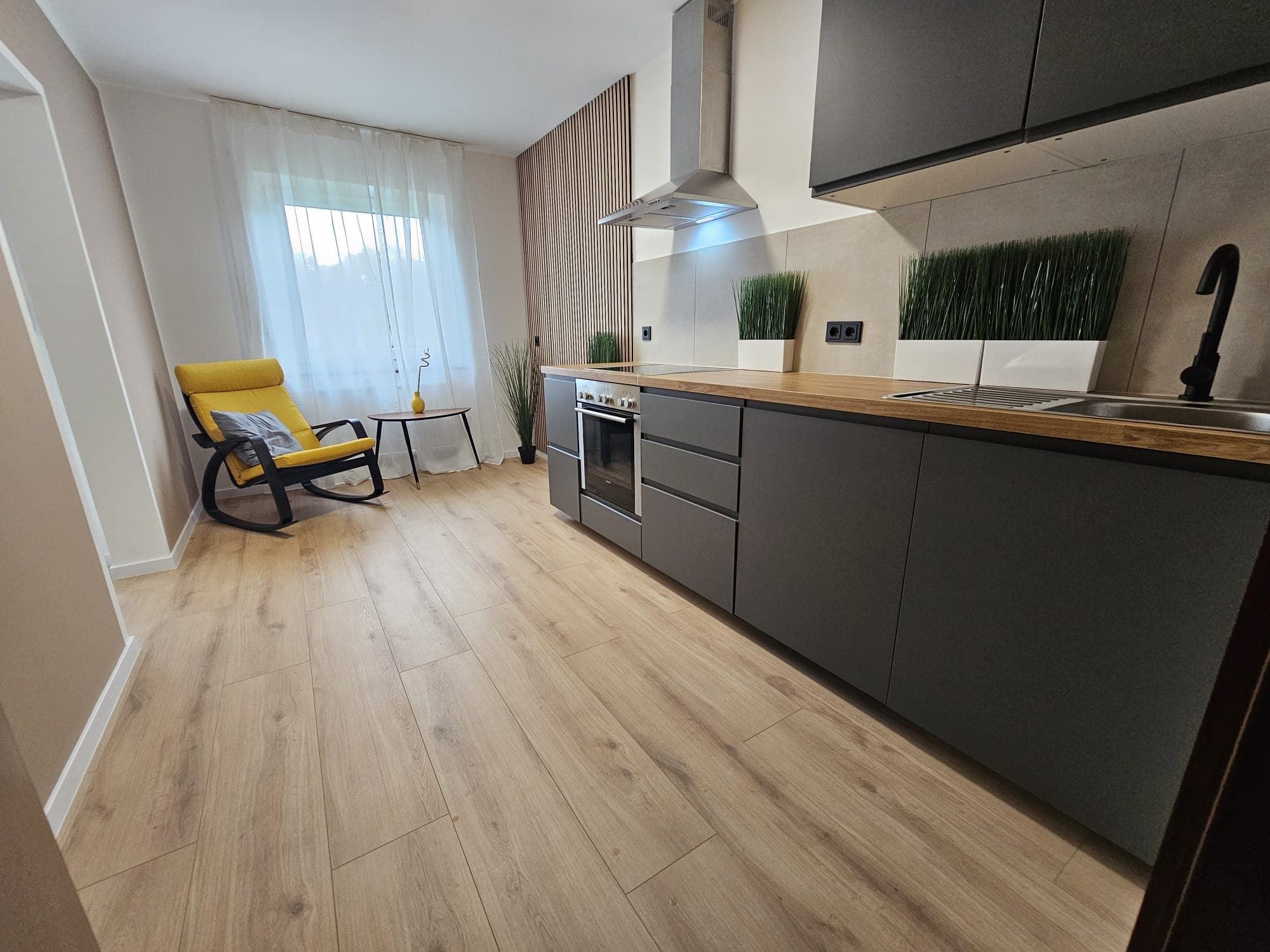 Bright 2-Room Flat Share Concept in Cologne-Mühlheim